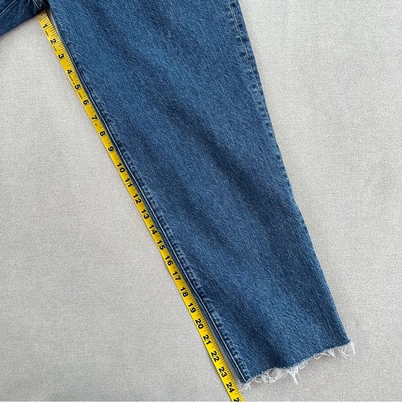 Abercrombie and Fitch Mom Jean. High Waist. Size 4/27. - Picture 9 of 9